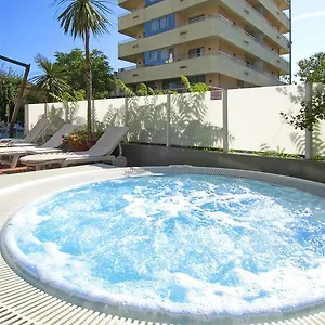 Отель Ferretti Family Madison -
